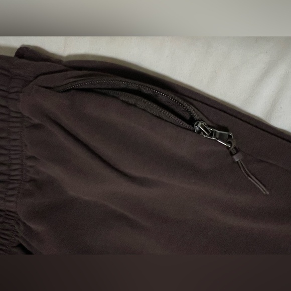 Plus size Brown high rise dynamic fleece jogger sweatpants - Picture 4 of 7